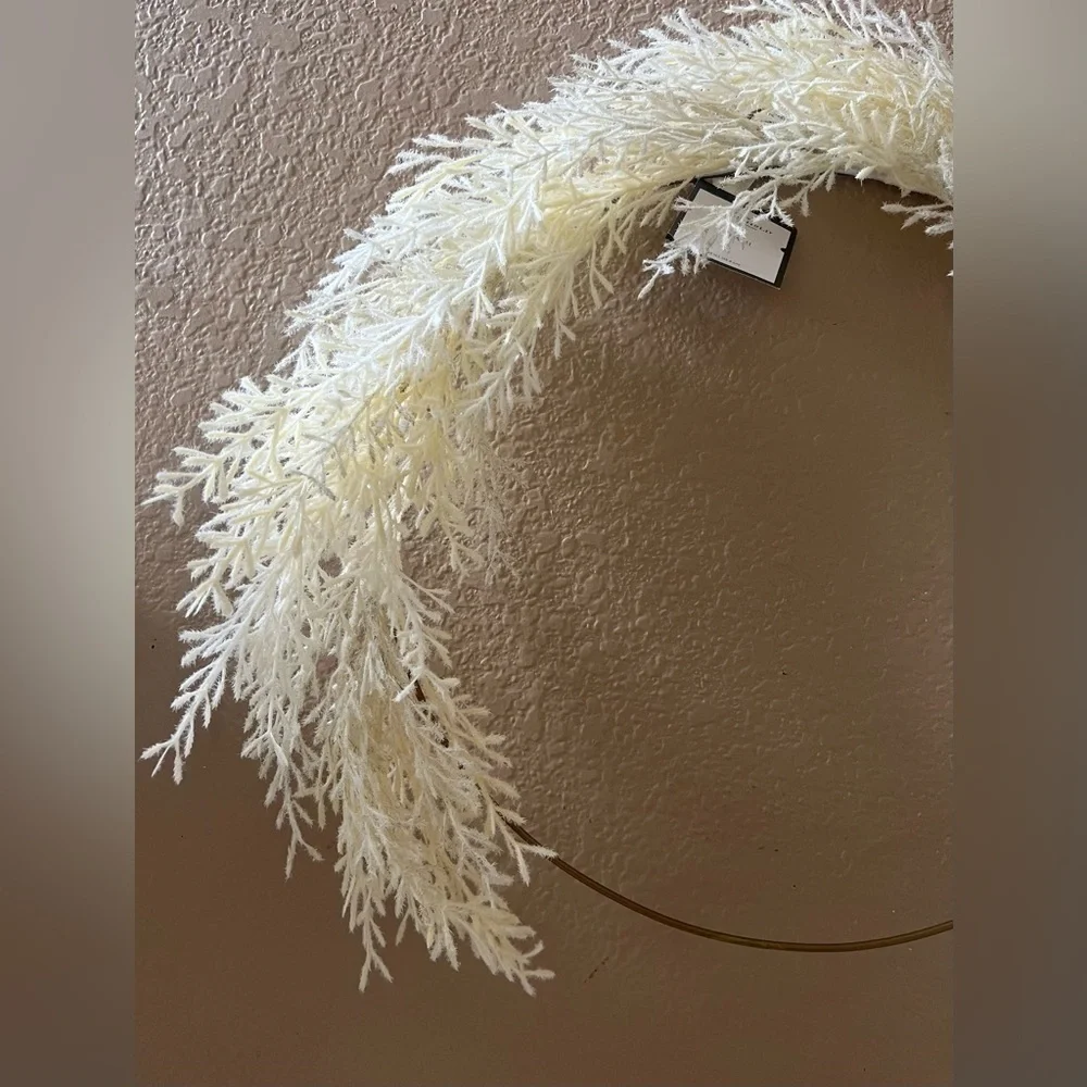 NWT threshold ring faux pampas grass wreath 22”